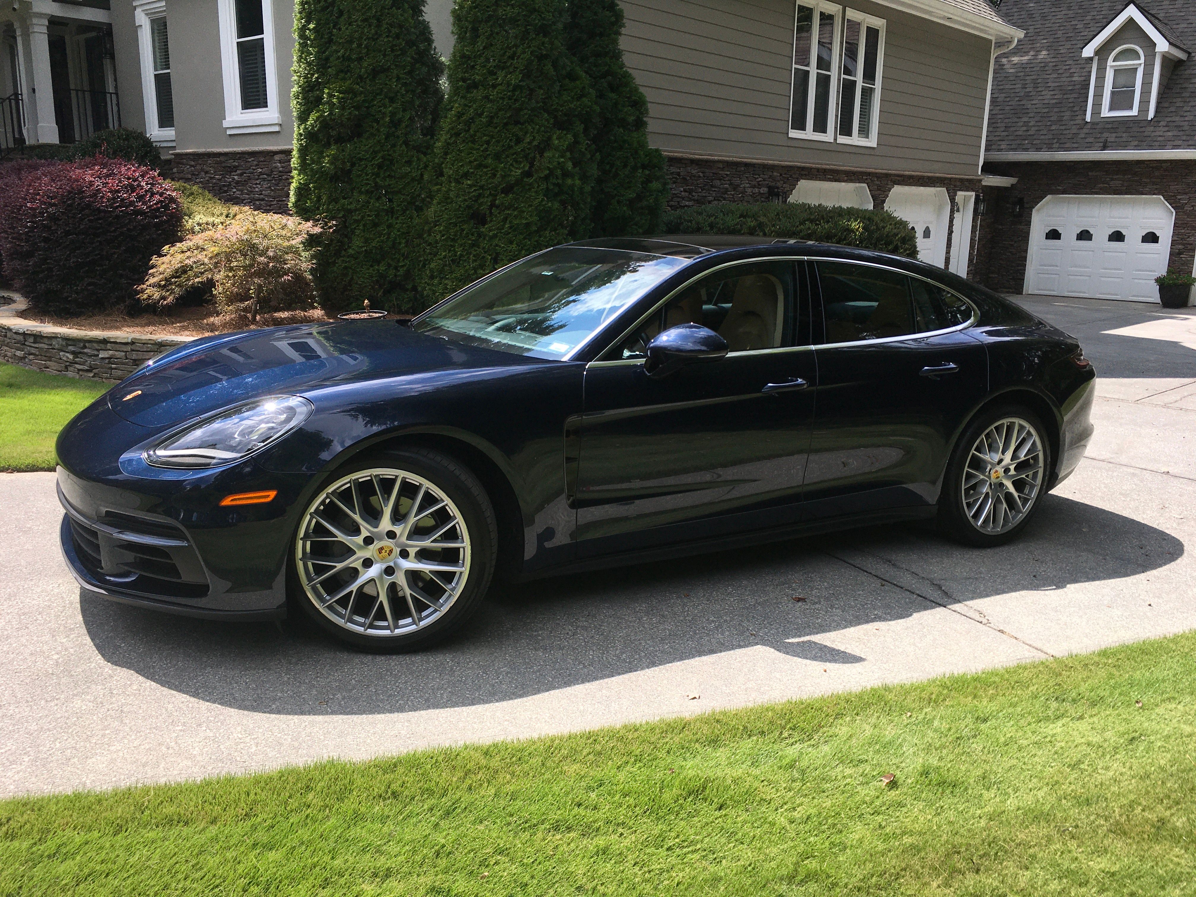 Used 2018 Porsche Panamera 4S AWD/4WD image 1