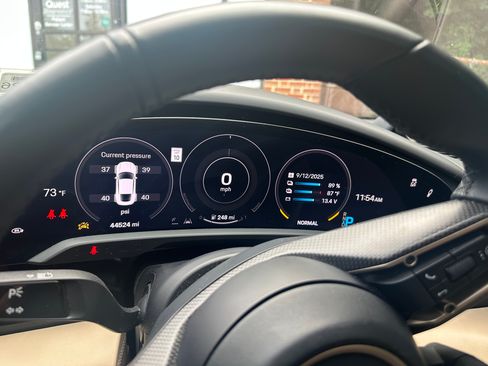 Used 2021 Porsche Taycan Turbo S image 10