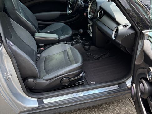 Used 2009 MINI Cooper Hardtop image 8