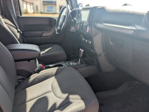 Used 2017 Jeep Wrangler Unlimited Sport w/ Quick Order Package 24S image 8