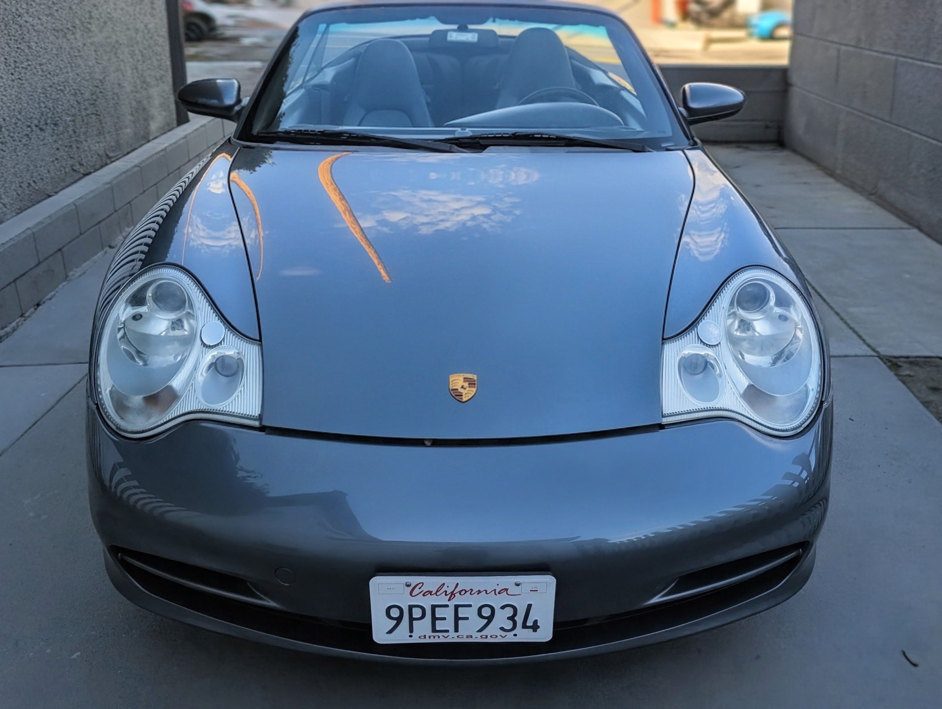 Used 2002 Porsche 911 Carrera 4 AWD/4WD image 8