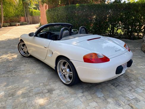 Used 2000 Porsche Boxster image 10