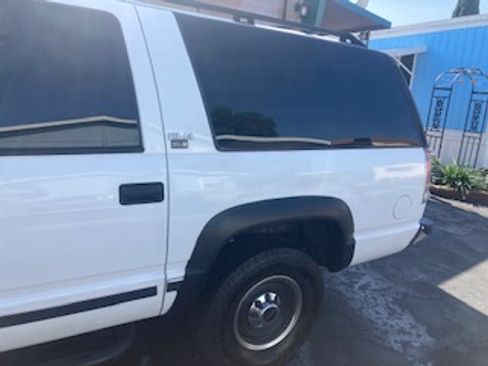 Used 1996 GMC Suburban 2500 image 16