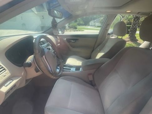 Used 2013 Nissan Altima 3.5 SV w/ Navigation Pkg image 11