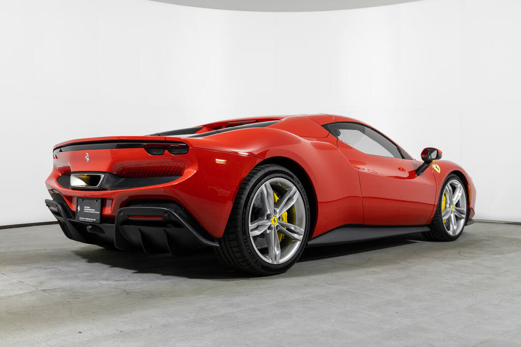 Used 2024 Ferrari 296 GTS RWD image 17