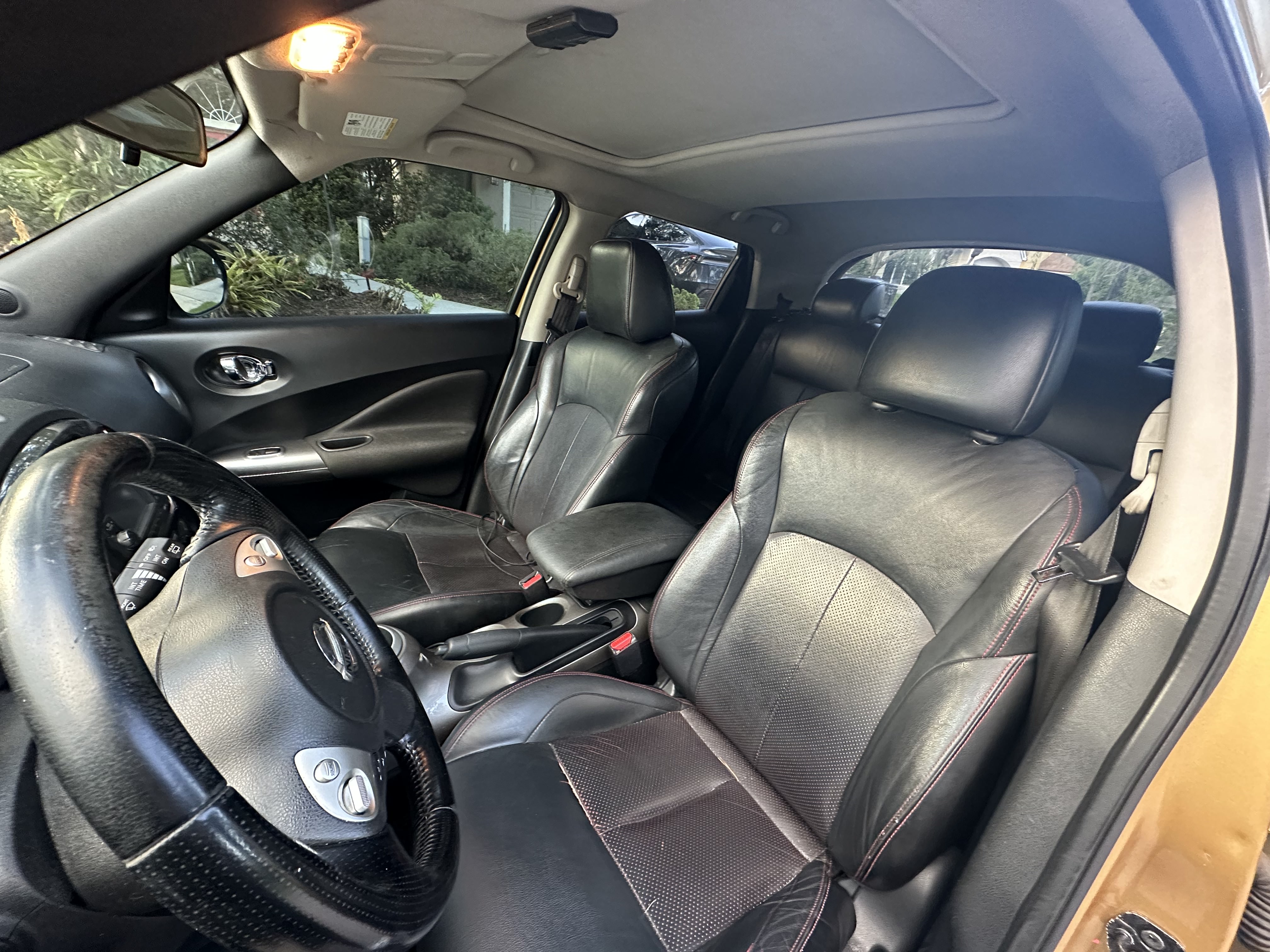 Used 2013 Nissan Juke SL w/ Chrome Pkg FWD image 11