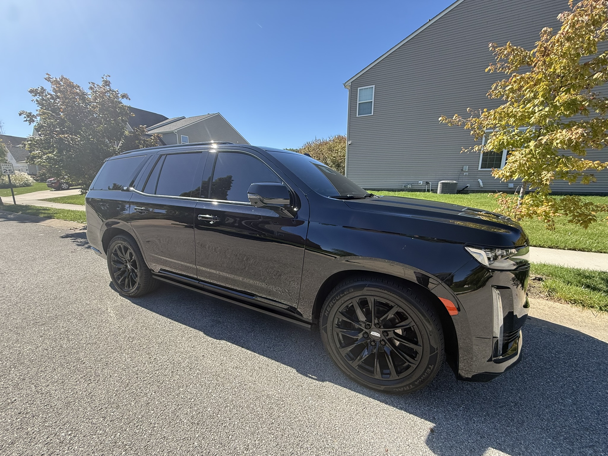 Used 2023 Cadillac Escalade Sport Platinum w/ LPO, ONYX Package AWD/4WD image 1