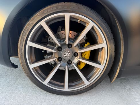 Used 2013 Porsche 911 GT3 RS image 24