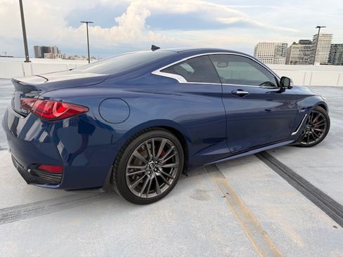 Used 2017 INFINITI Q60 Red Sport 400 RWD image 13