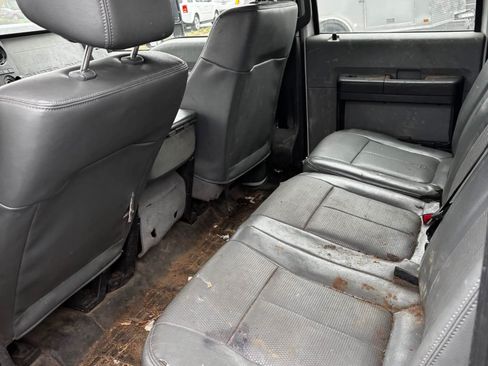 Used 2014 Ford F550 4x4 Crew Cab Super Duty image 10