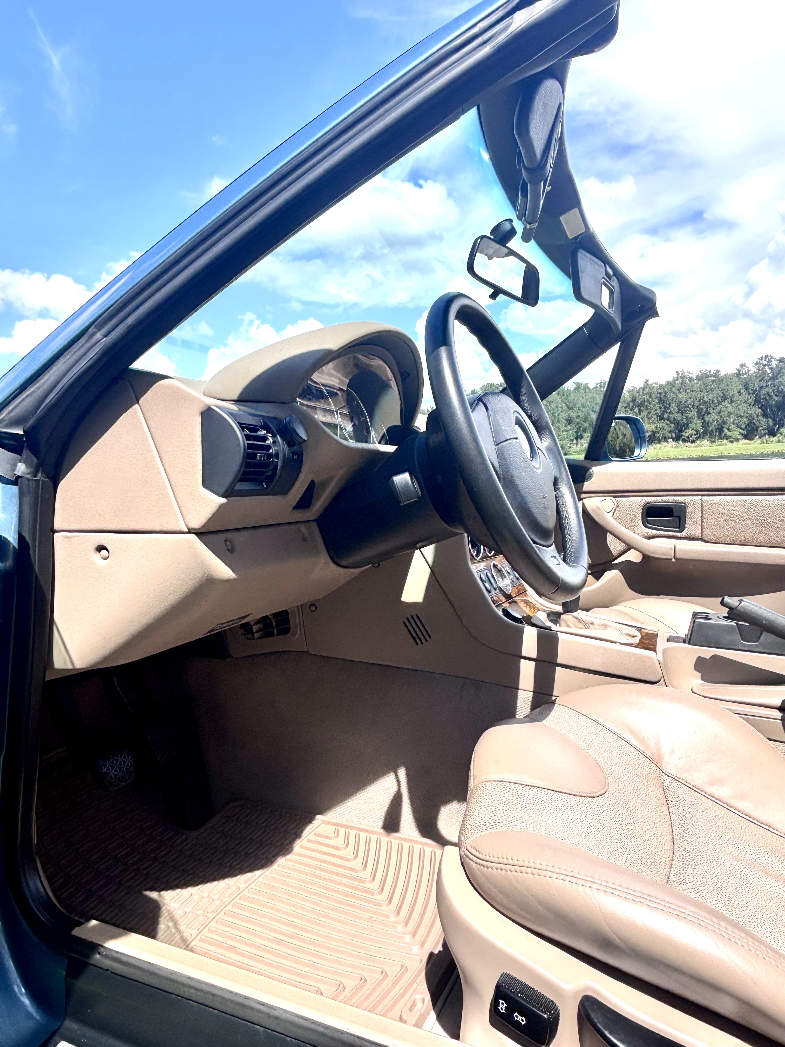 Used 2001 BMW Z3 2.5i RWD image 13