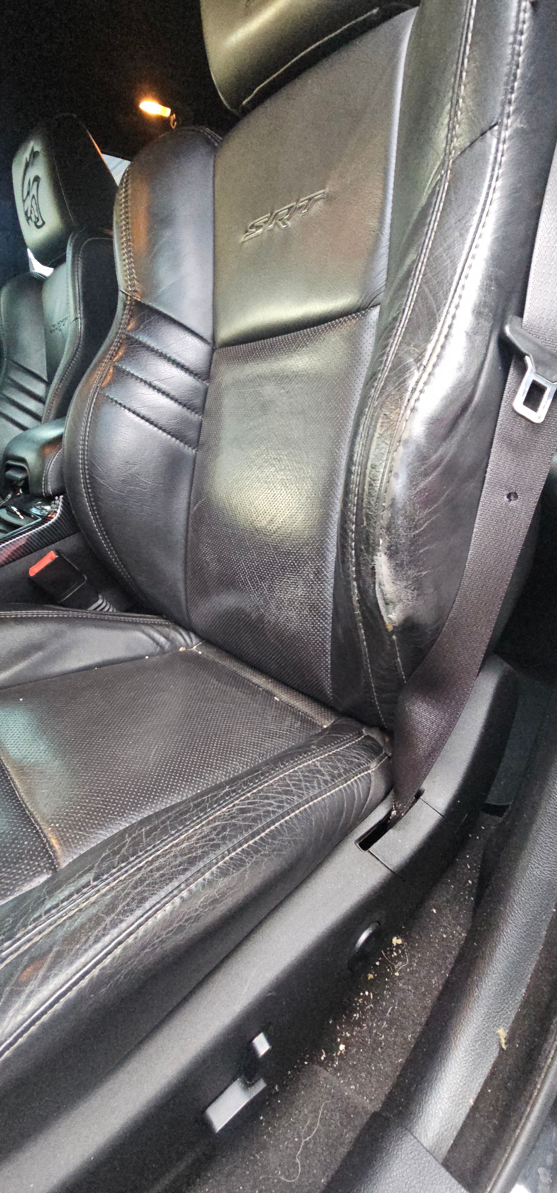 Used 2015 Dodge Charger SRT Hellcat w/ Laguna Leather Package RWD image 9