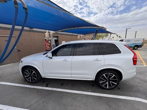 Used 2020 Volvo XC90 T6 Momentum w/ Protection Package Premier AWD/4WD image 16