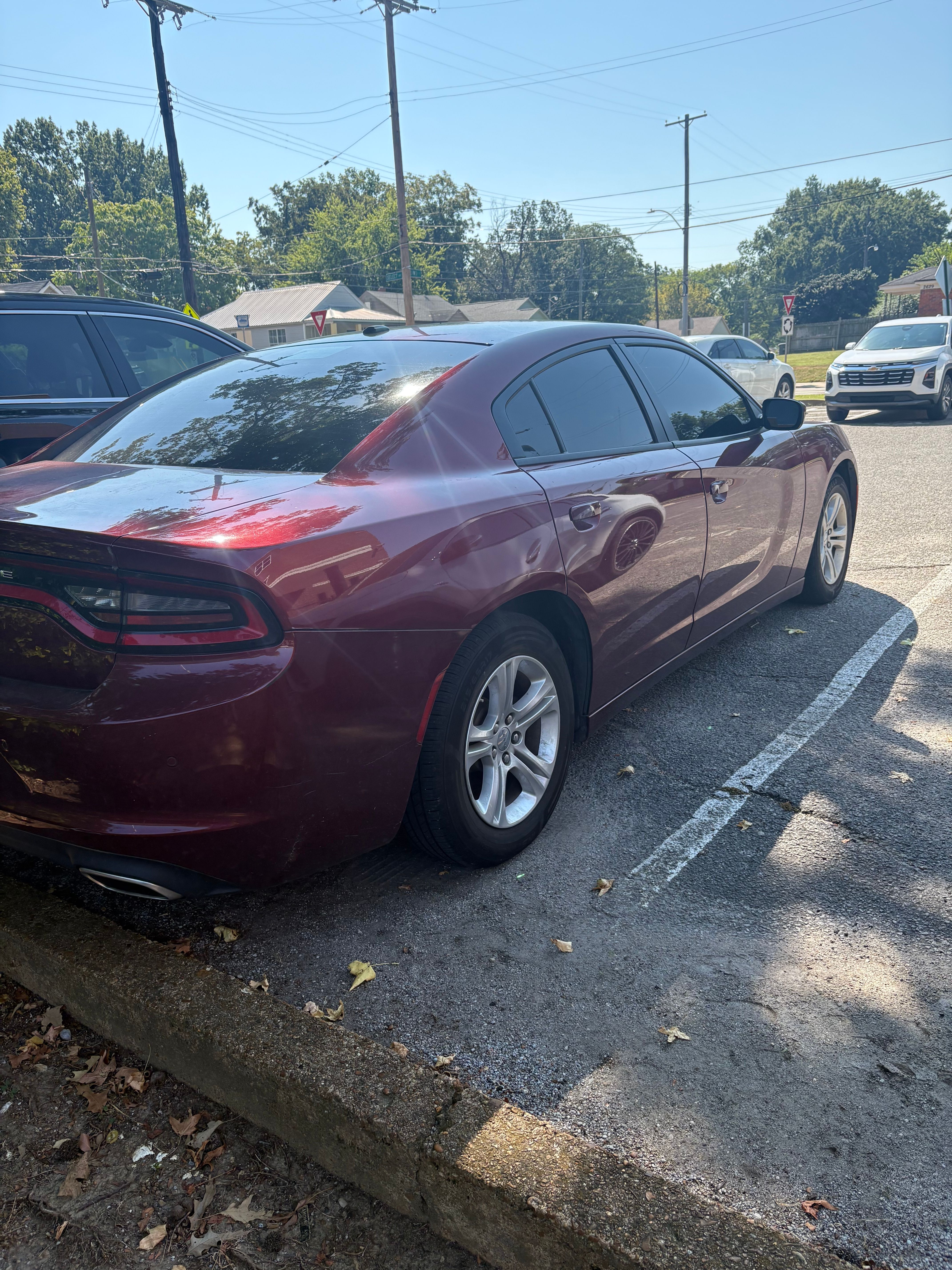 Used 2022 Dodge Charger SXT w/ Driver Convenience Group RWD image 5