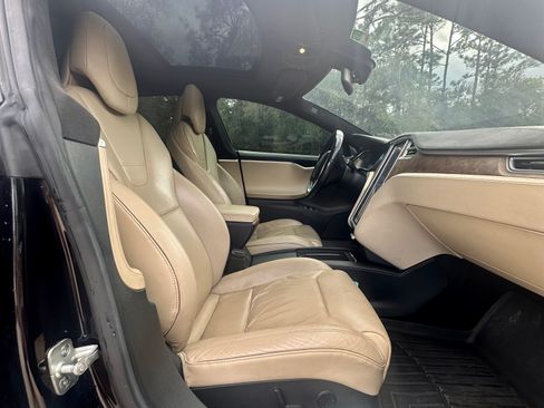 Used 2016 Tesla Model S P90D image 5