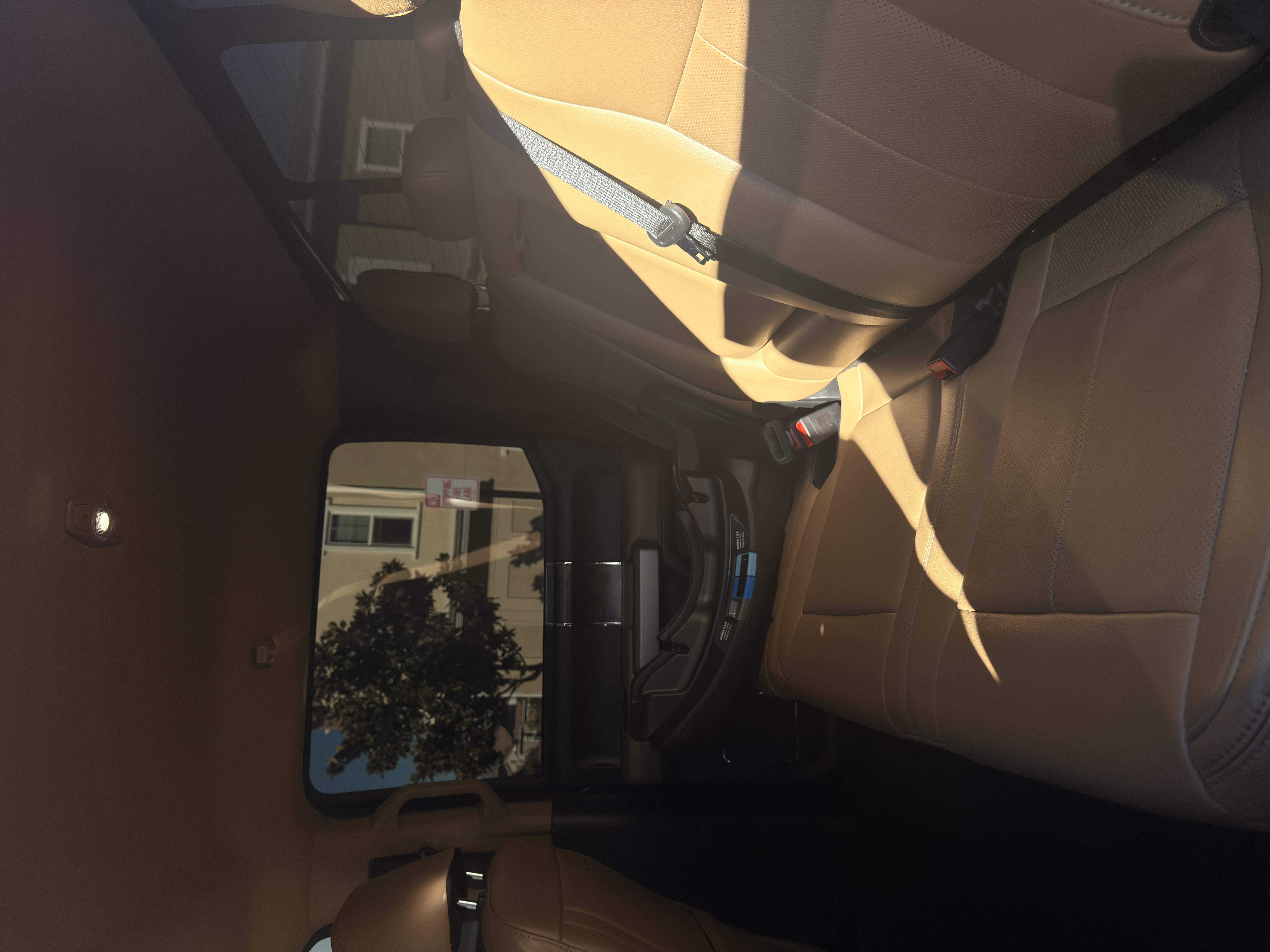 Used 2022 Ford F250 Lariat w/ Lariat Value Package AWD/4WD image 18