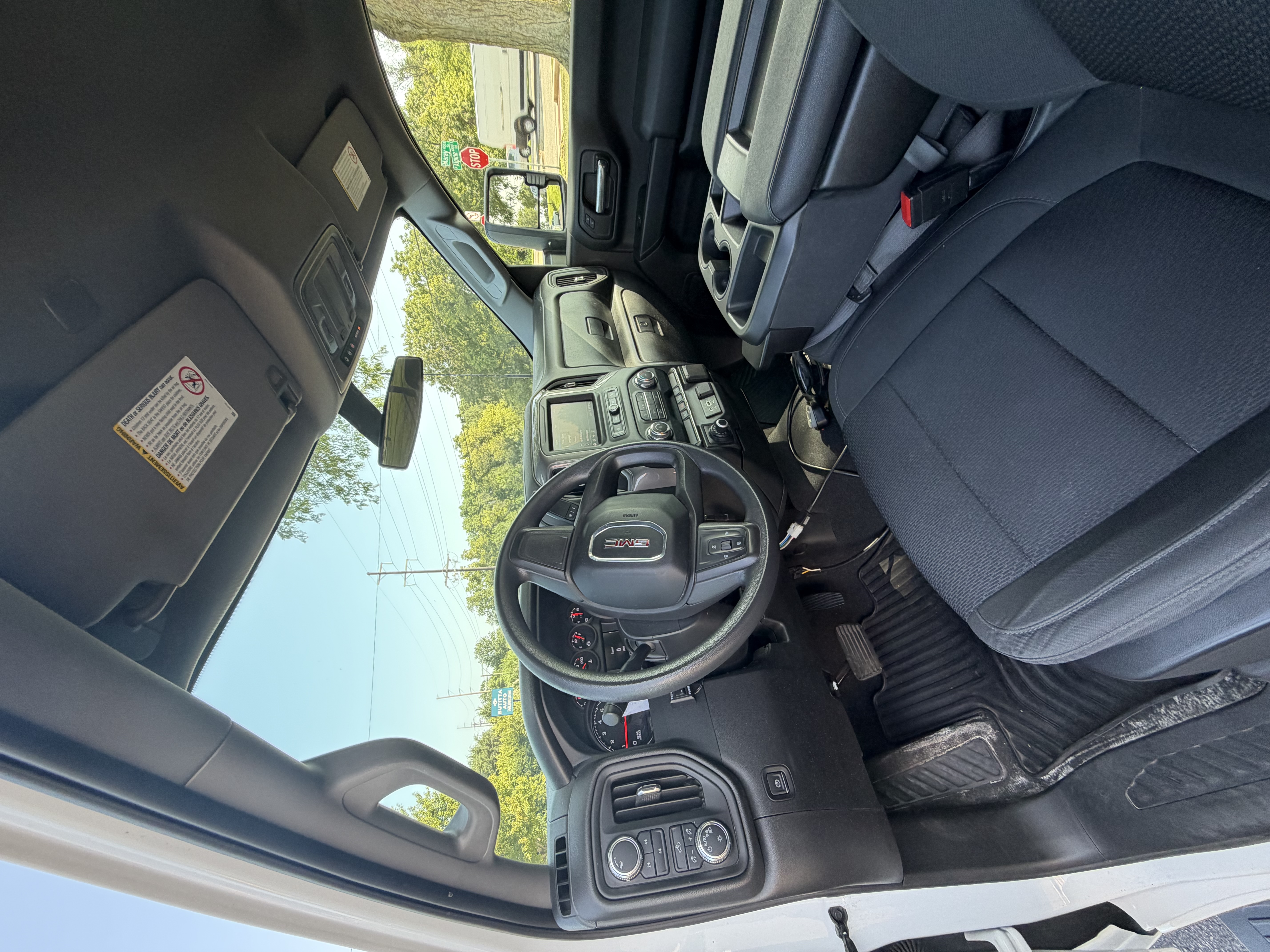 Used 2022 GMC Sierra 3500 Pro w/ Convenience Package AWD/4WD image 4