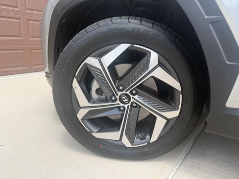 Used 2022 Hyundai Tucson Limited AWD/4WD image 14