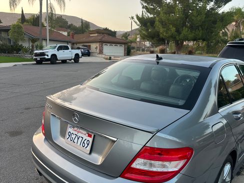 Used 2008 Mercedes-Benz C 350 Sport image 9