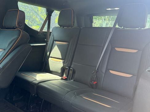 Used 2023 GMC Yukon XL AT4 w/ Max Trailering Package AWD/4WD image 9