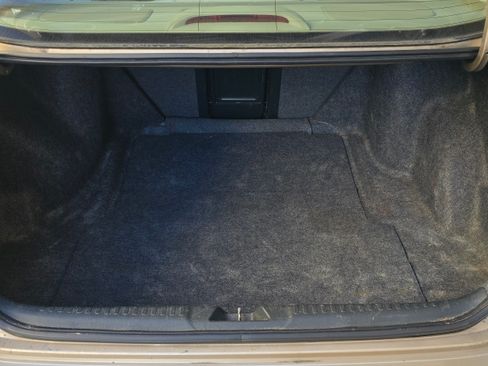 Used 2005 Honda Accord LX image 13