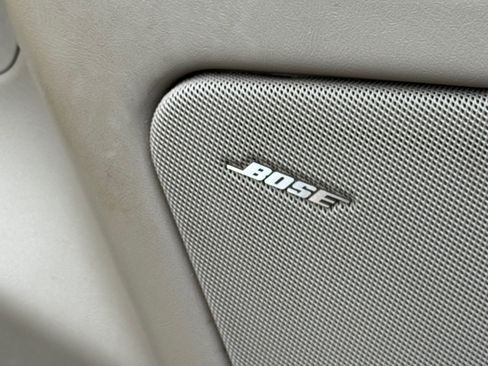 Used 2004 GMC Sierra 1500 SLT image 9