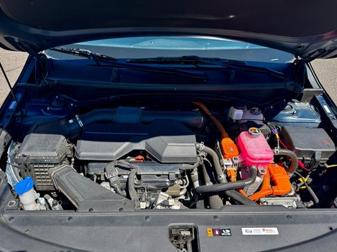 Used 2023 Kia Sportage EX image 12