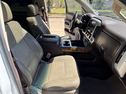 Used 2018 GMC Sierra 1500 SLT w/ Texas SLT Premium Package image 4