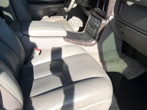 Used 2003 GMC Yukon Denali AWD/4WD image 6