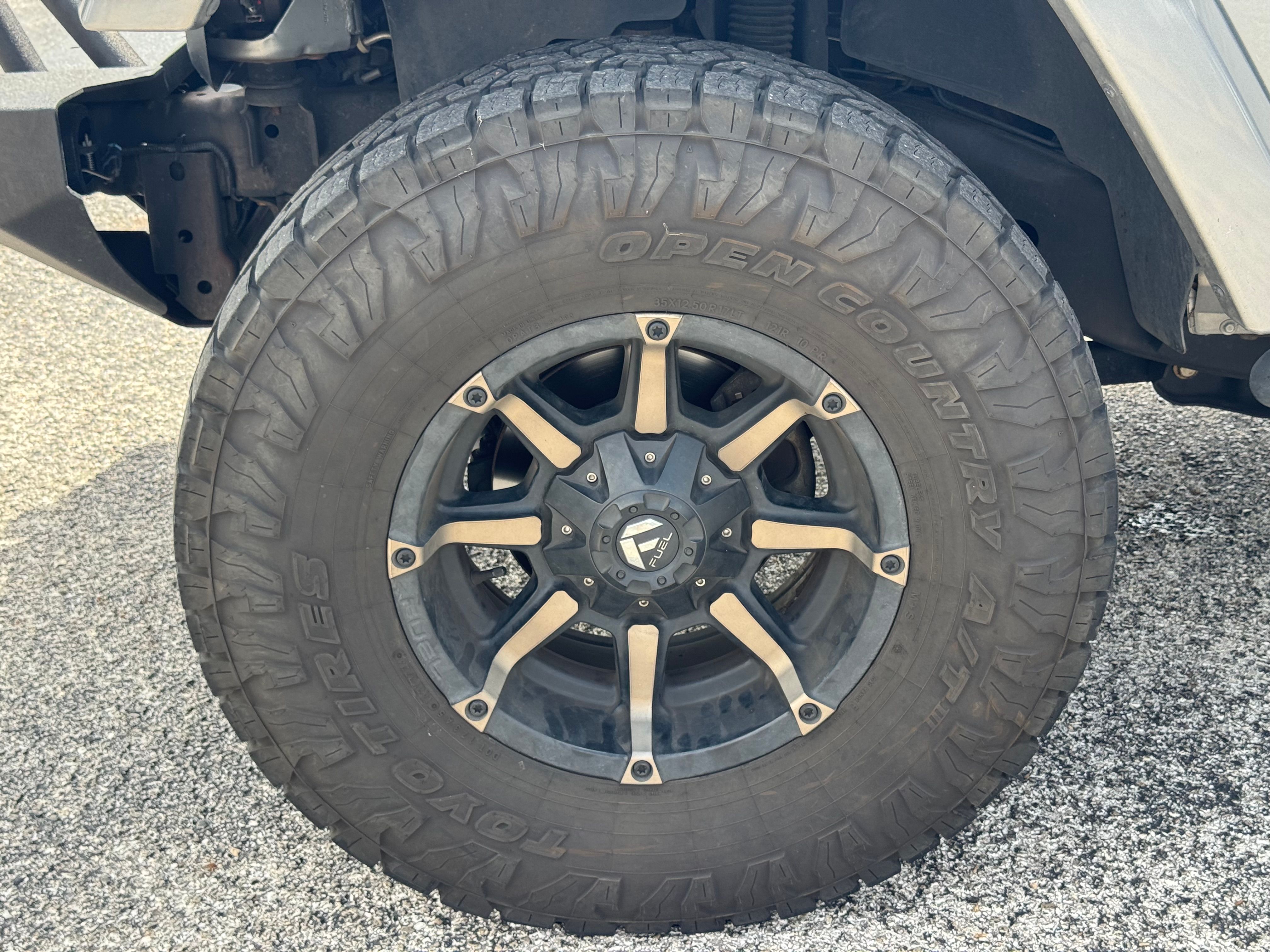 Used 2015 Jeep Wrangler Unlimited Sport AWD/4WD image 17