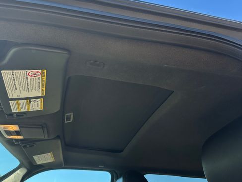 Used 2016 Ford F250 Lariat w/ Lariat Ultimate Package image 14