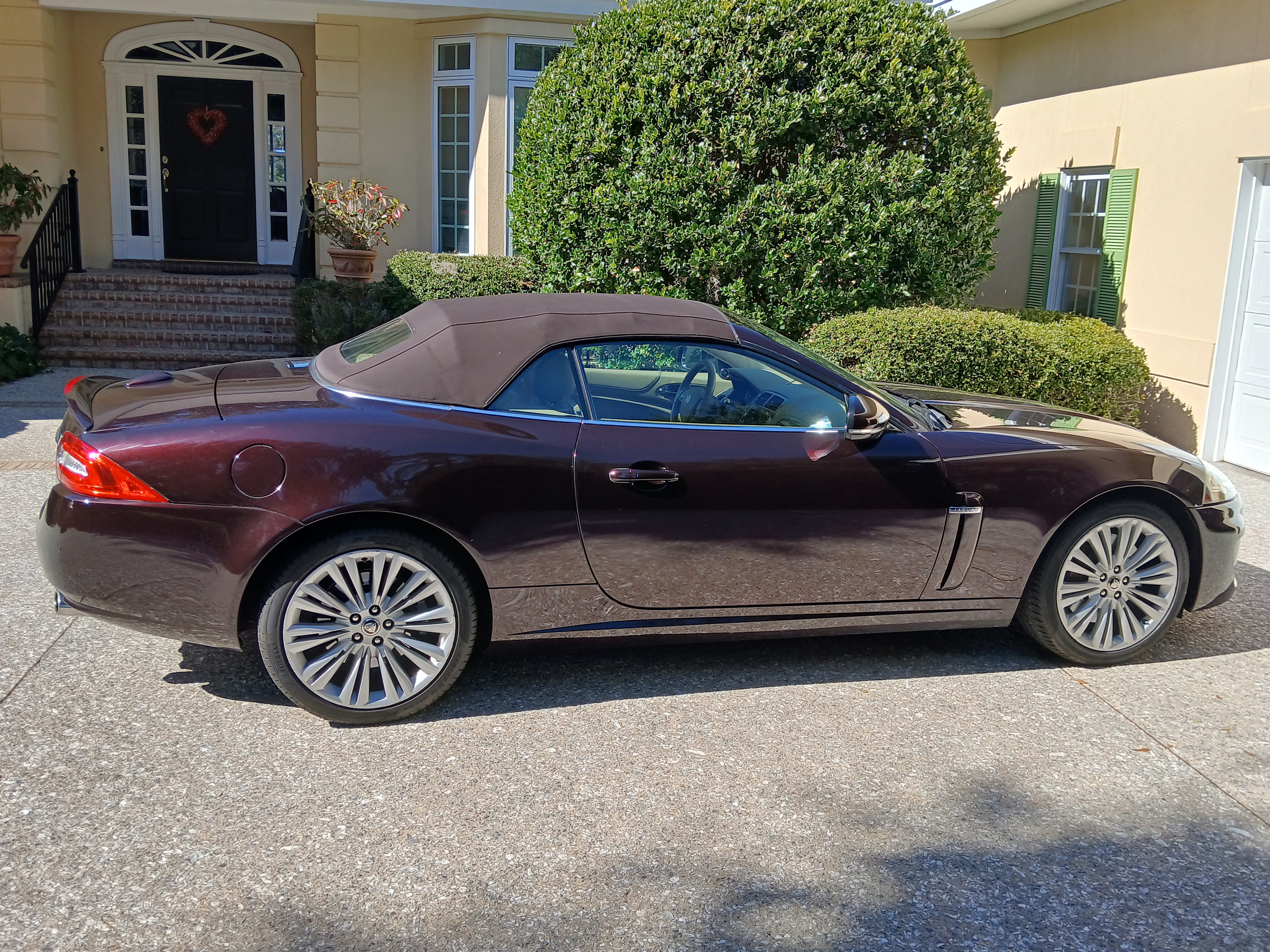 Used 2011 Jaguar XK Convertible RWD image 18