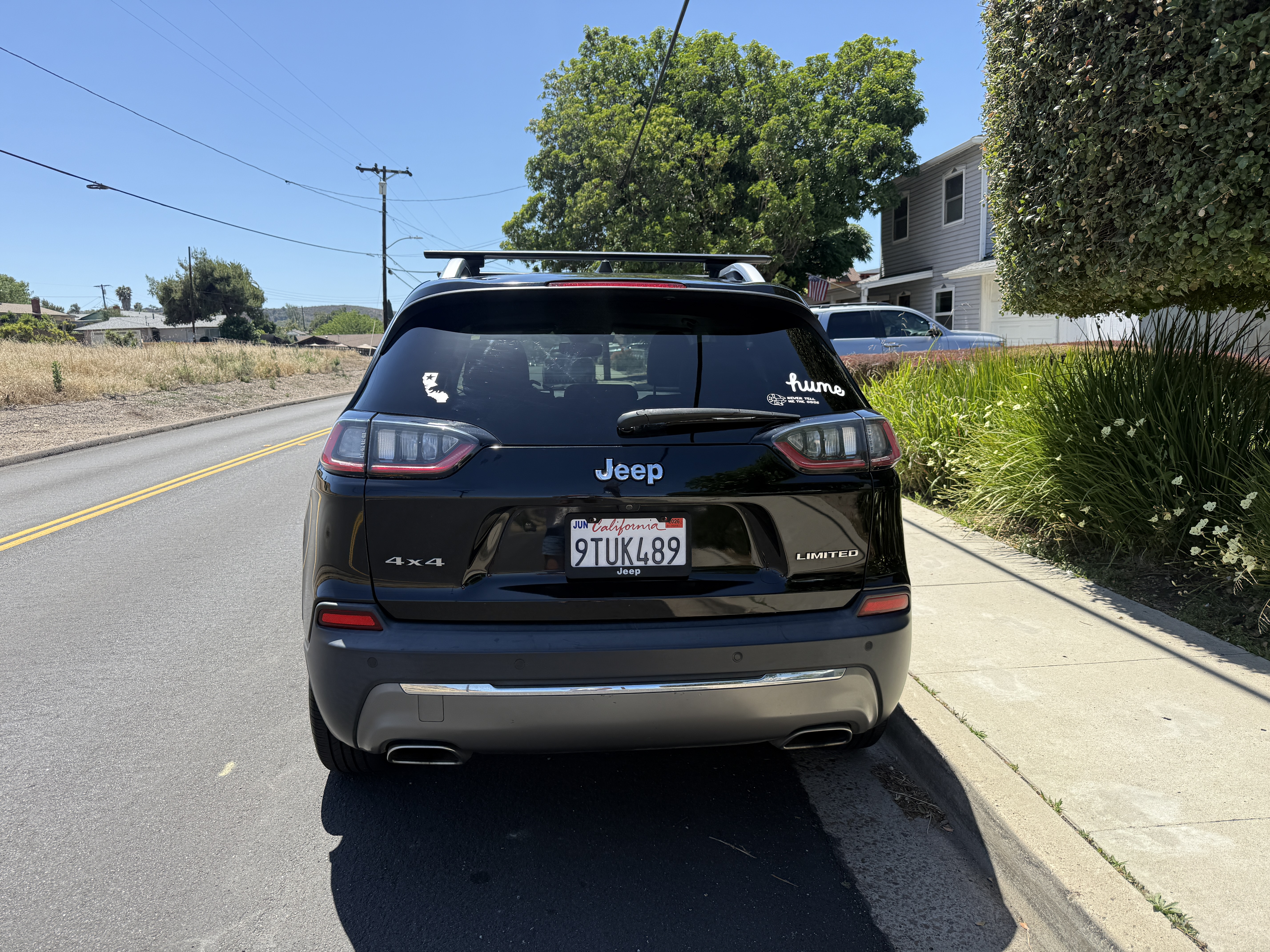 Used 2019 Jeep Cherokee Limited AWD/4WD image 16