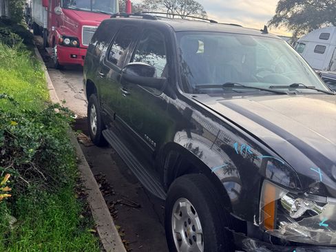 Used 2013 Chevrolet Tahoe LT image 4