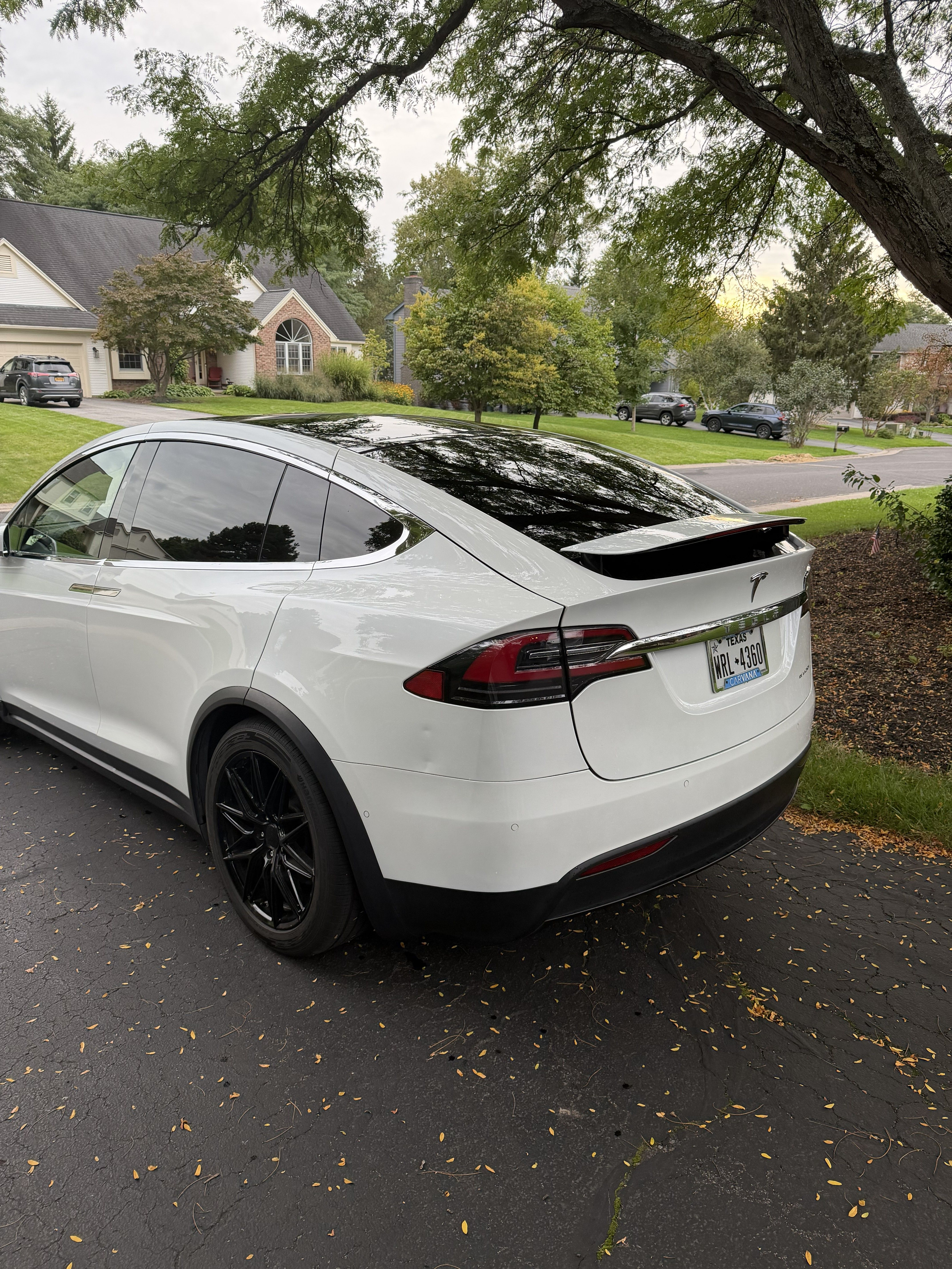 Used 2020 Tesla Model X Long Range AWD/4WD image 6