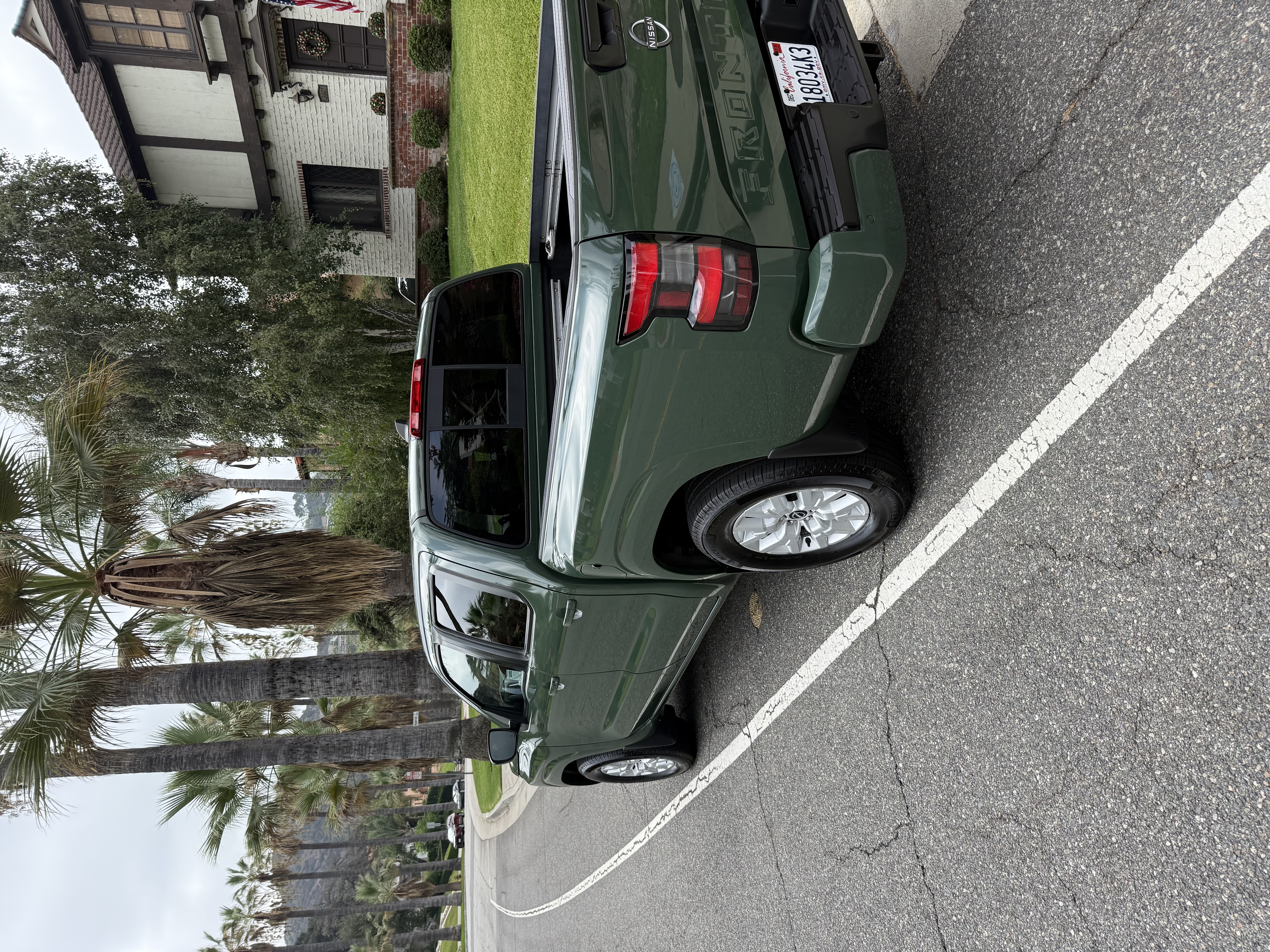 Used 2022 Nissan Frontier SV RWD image 9