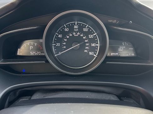 Used 2017 MAZDA MAZDA3 Touring image 8