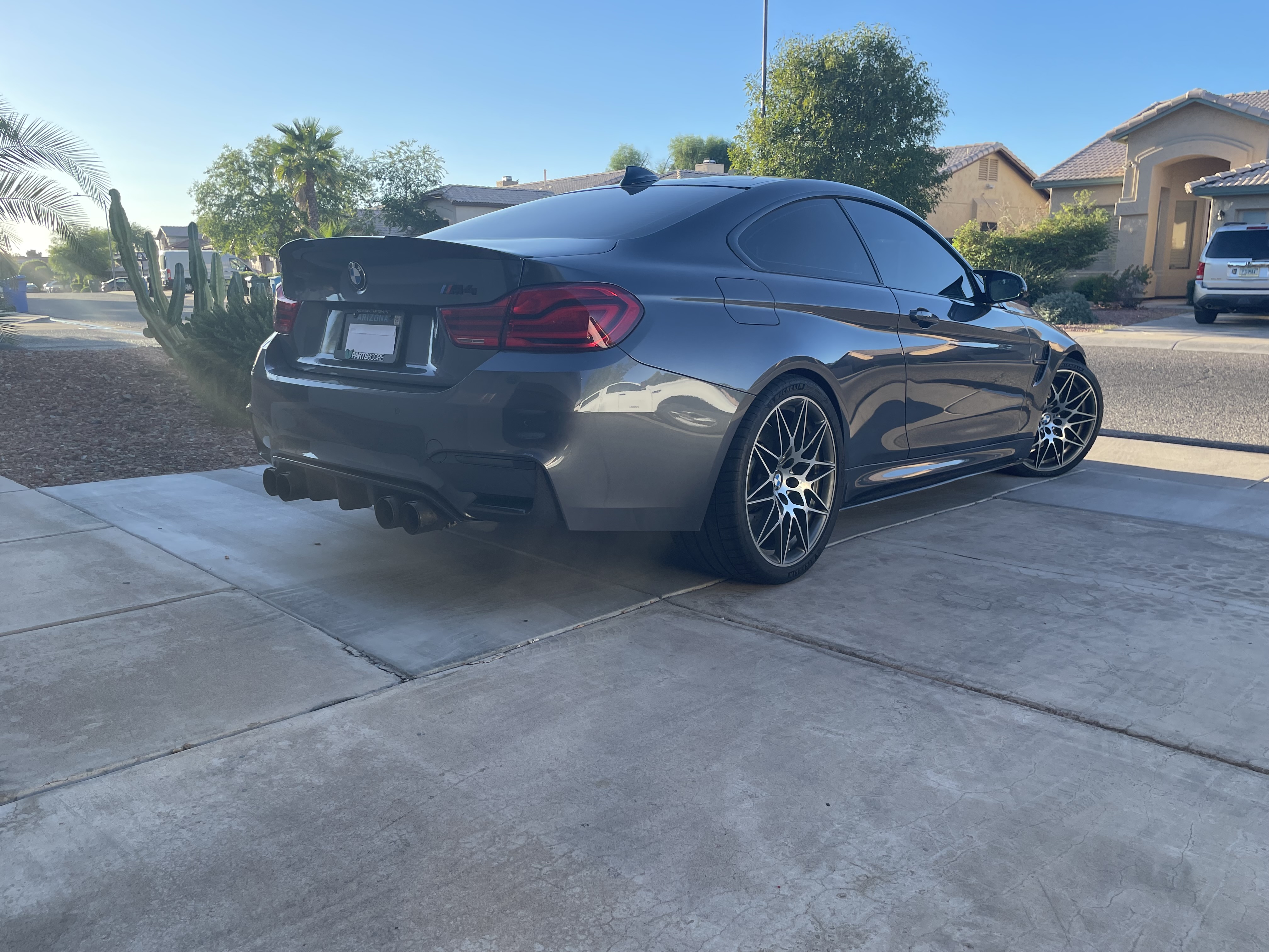 Used 2018 BMW M4 Coupe RWD image 12