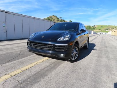 Used 2015 Porsche Cayenne Diesel w/ Premium Package