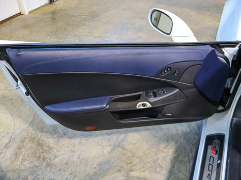 Used 2013 Chevrolet Corvette 427 w/ 1SC Preferred Equipment Group image 15