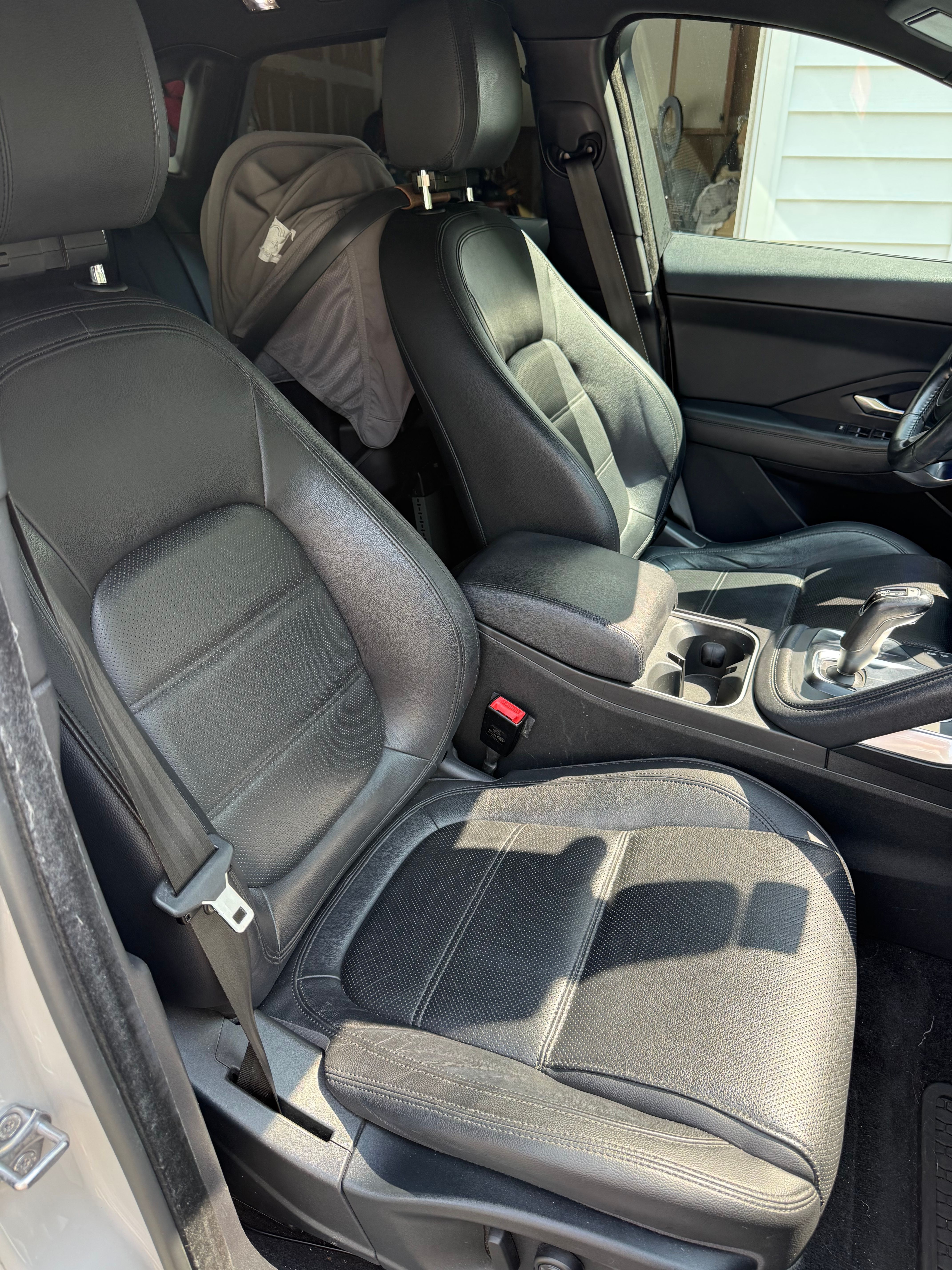 Used 2018 Jaguar E-PACE SE AWD/4WD image 13