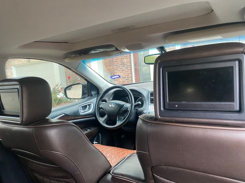 Used 2013 INFINITI JX35 FWD w/ Premium Pkg image 6