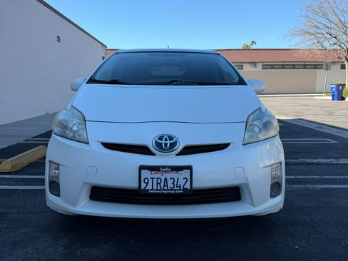 Used 2011 Toyota Prius Four w/ Solar Roof Pkg image 4