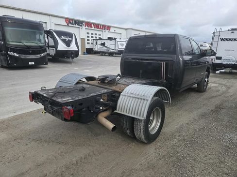 Used 2022 RAM 3500 Tradesman image 5