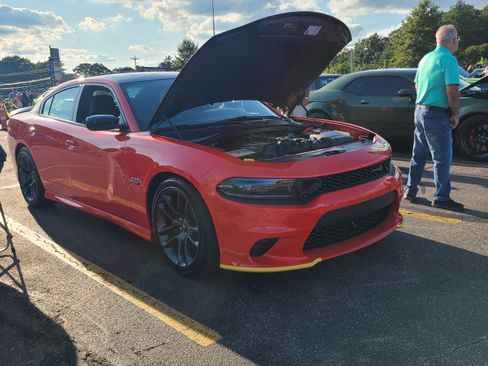 Used 2023 Dodge Charger Scat Pack w/ Plus Group RWD image 6