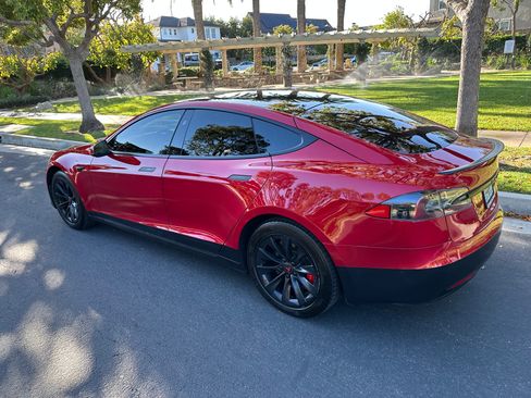 Used 2020 Tesla Model S Performance image 24