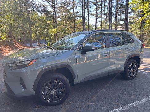 Used 2022 Toyota RAV4 XLE Premium AWD/4WD image 1