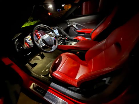 Used 2014 Chevrolet Corvette Stingray Coupe w/ 2LT Preferred Equipment Group RWD image 11