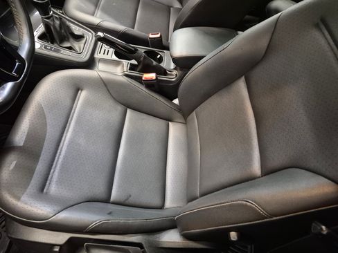 Used 2019 Volkswagen Golf Alltrack SE image 9