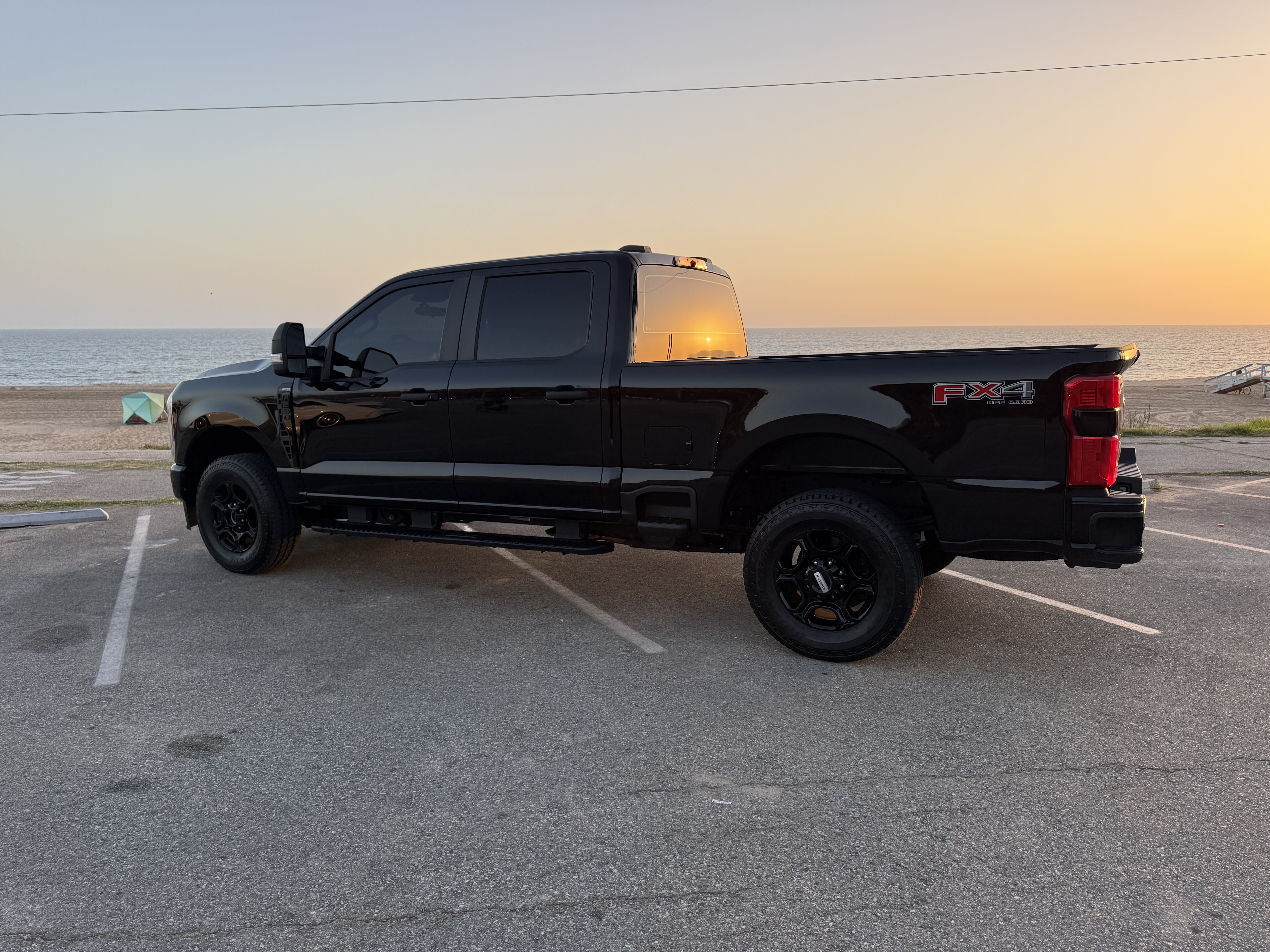 Used 2024 Ford F250 XL w/ STX Appearance Package AWD/4WD image 9